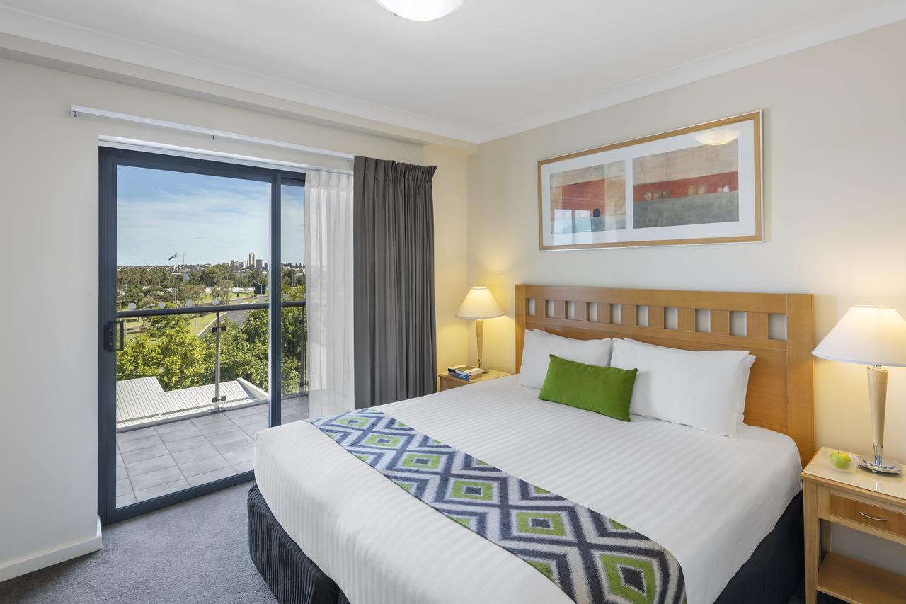 Nesuto Mounts Bay Aparthotel Perth Exterior foto