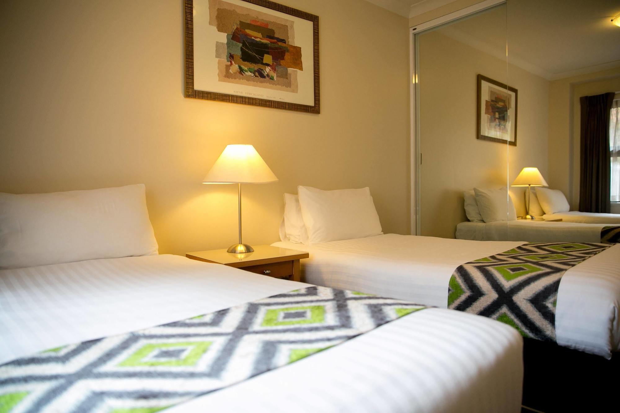 Nesuto Mounts Bay Aparthotel Perth Exterior foto